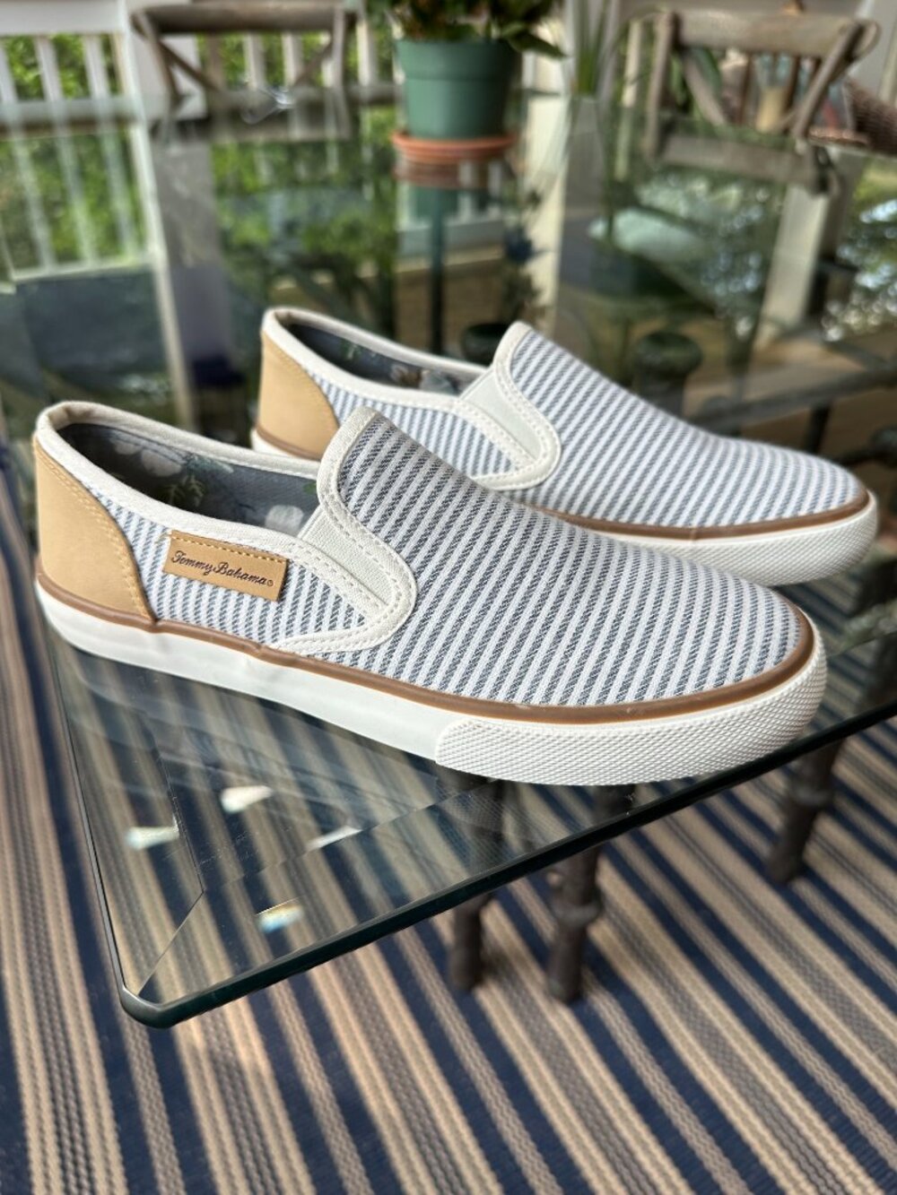 Tommy Bahama Loafers Slip-on Sailor White Navy Stripe Boat Shoe Women's Size 7.5
